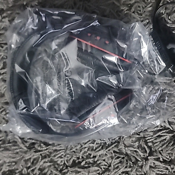 🎮NIB Wired Gaming Headset🎮 - Picture 5 of 7